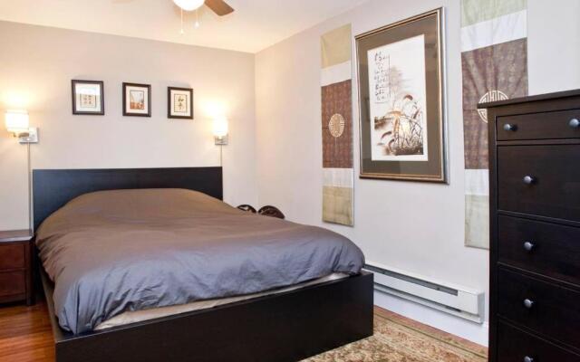 Private NewlyRenovated Br Apt