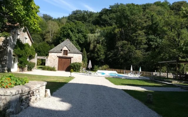 Mansion With 9 Bedrooms in Bassignac, With Private Pool, Enclosed Gard