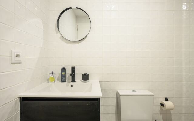 NAX Apartment B by Liiiving