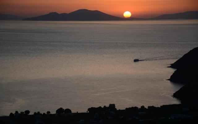 Kaminaki Amorgos Studios & Apartments