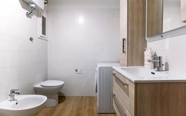 Bright and Cozy Studio by Wonderful Italy