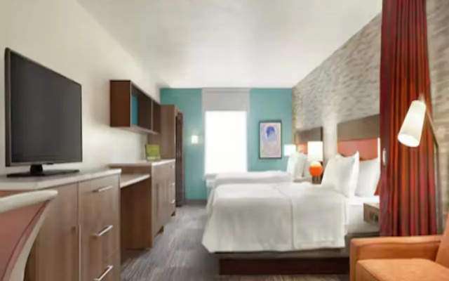 Home2 Suites By Hilton Sheboygan