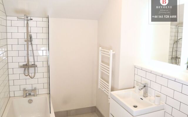 Shrewsbury apartments by BEVOLVE - Free Parking