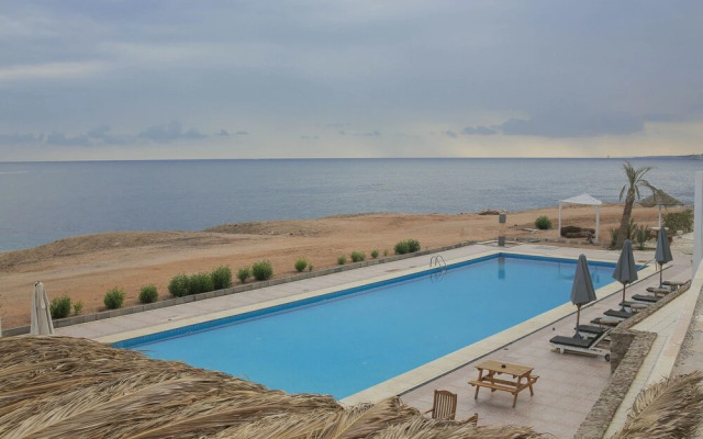 Adrenalin Beach Lodge