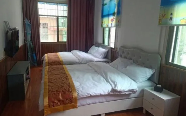 Longli Leqi Hotel