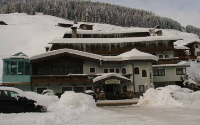 Hotel Höhlenstein