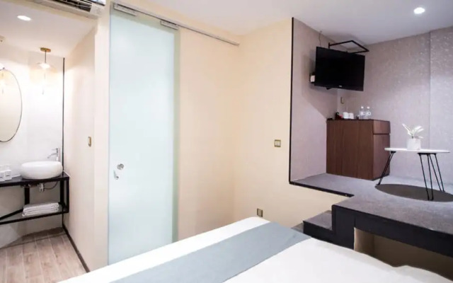 Hotel Calmo Hamilton