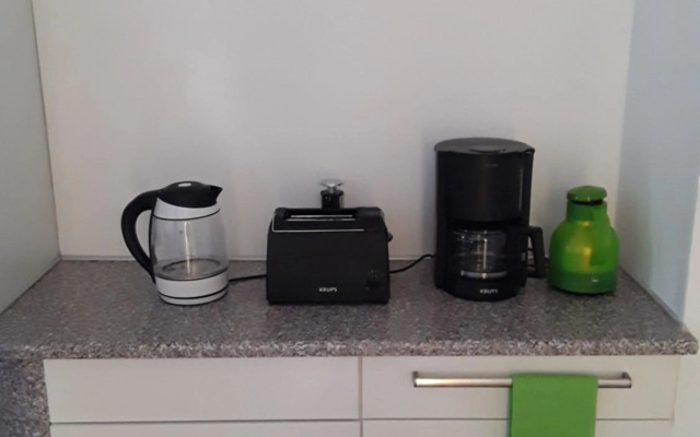 Orange Sun Apartment