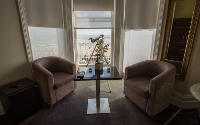 Waterside Boutique Hotel