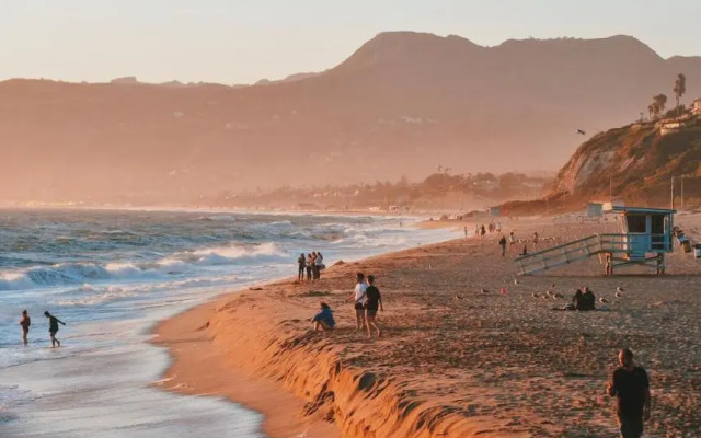 Country Inn & Suites By Carlson Calabasas