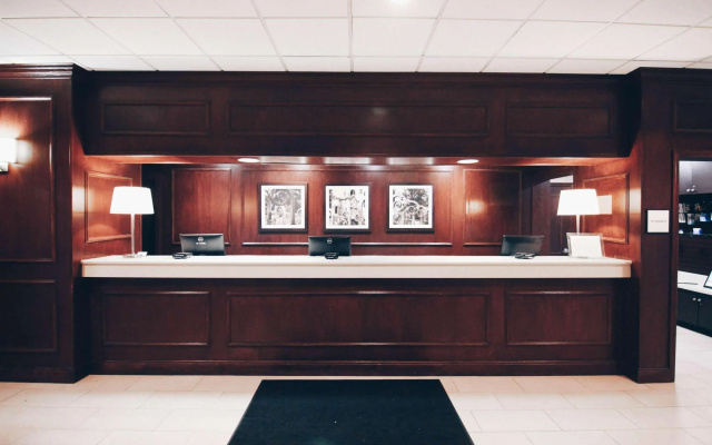 Wyndham Providence Airport