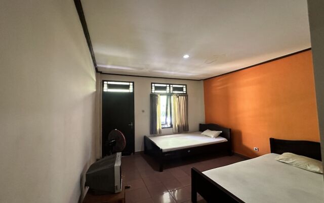 Hotel Warta Sari