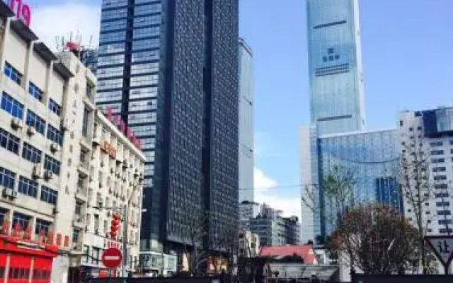 Nomo Apartment Hotel