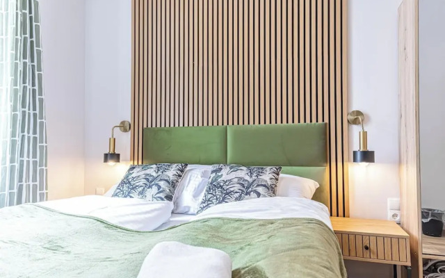 4BR Apt. for Groups 6-Min to Stadthalle