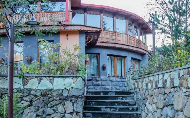 Hotel Mirhav