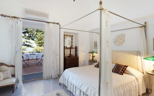 Villa Aurora