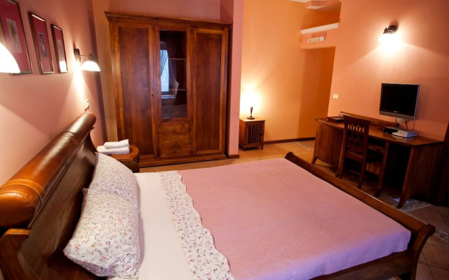Forza Lux Guest House