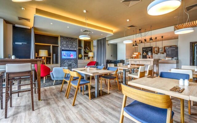 Holiday Inn Prague Airport by IHG