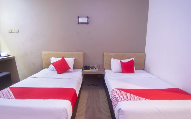 OYO 979 Hua Kuok Inn