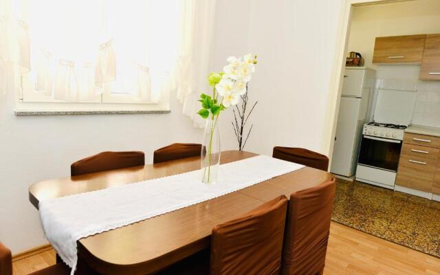 Apartment Niksa