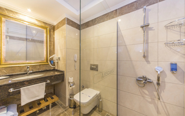 Lonicera Resort & Spa Hotel