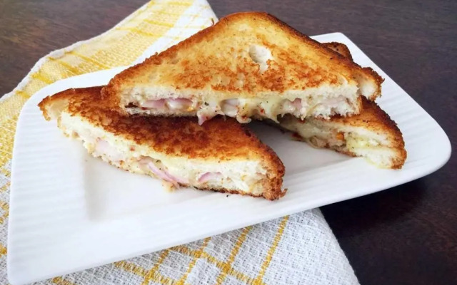 RG Exclusive Hotel-Akola