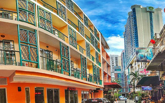 Vinary Hotel