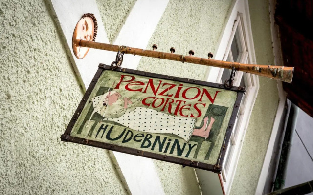 Pension Cortes