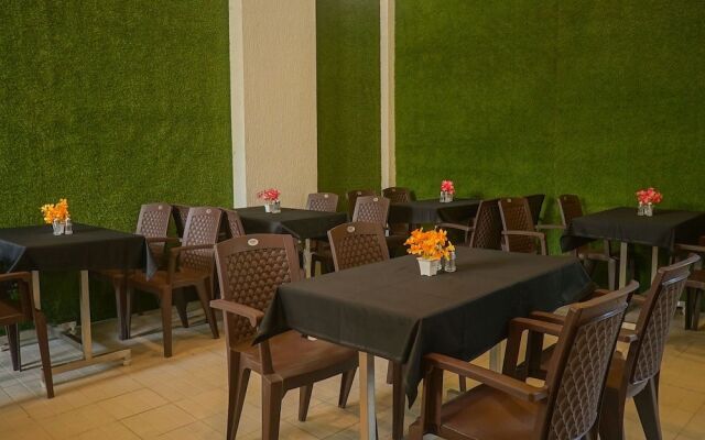 Townhouse OAK Kuval Inn