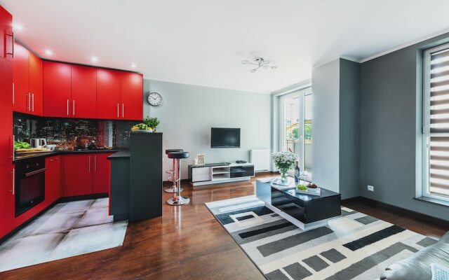 P And O Apartments Obozowa 2