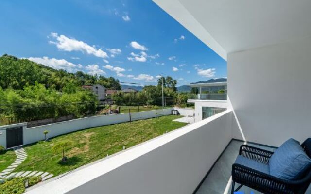Chenxuan Shiguang Design Swimming Pool Party Jianshe Design Parent-Child Resort Art Su