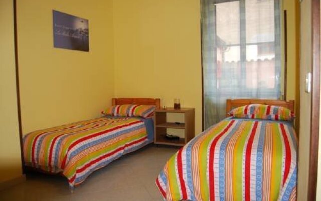 La Melis Airport B&B