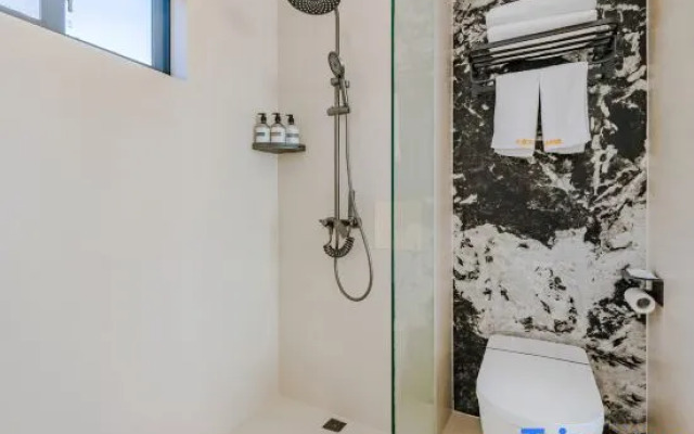 Dashe Seaside Holiday Home