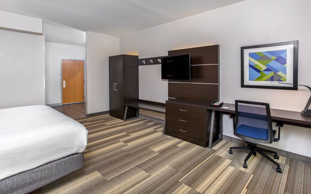 Holiday Inn Express & Suites Morristown, an IHG Hotel