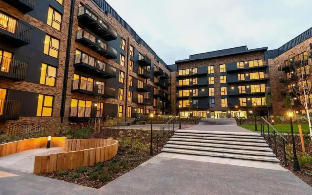 Sleek 2 Bedroom Apartment - Sofa-bed - Ashford