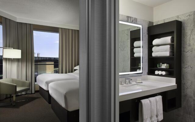 Hilton Toronto/Markham Suites Conference Centre & Spa