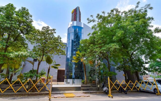Fabhotel Gl Residency