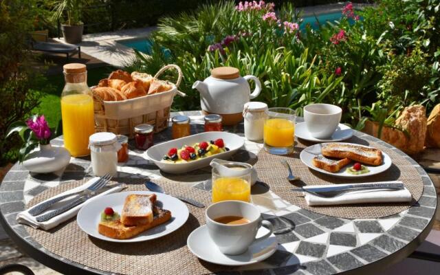 Les Hauts De La Riviera