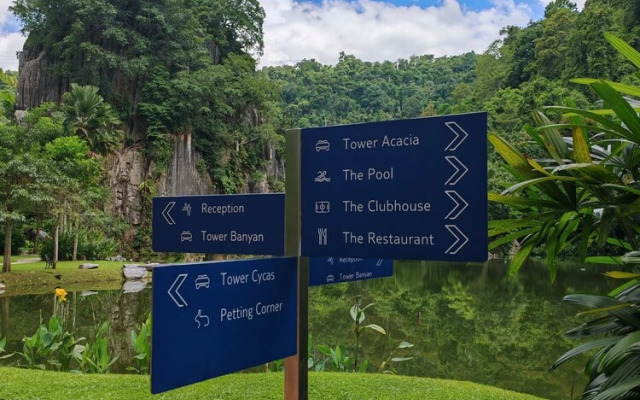 Mountain & Lake Views' Suite Cycas
