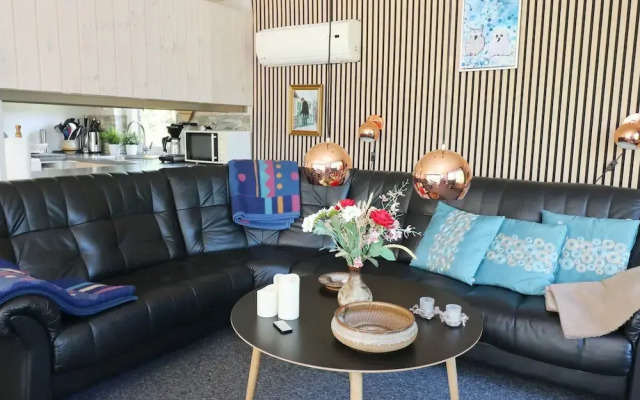 6 Person Holiday Home in Hadsund