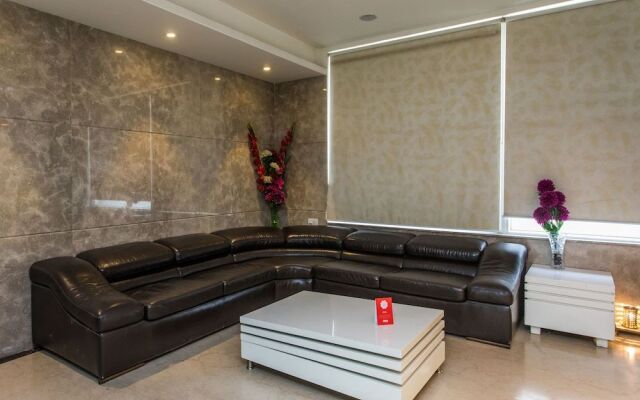 Capital O 14448 Hotel Sapphire Star