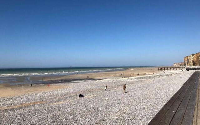 Joli Studio Meuble Proche de la Plage (Adults Only)