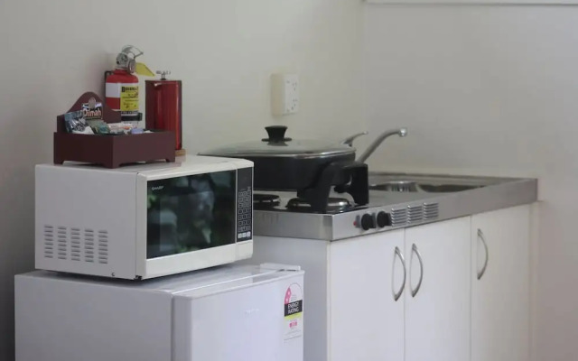 Mangonui Waterfront Apartment Motels