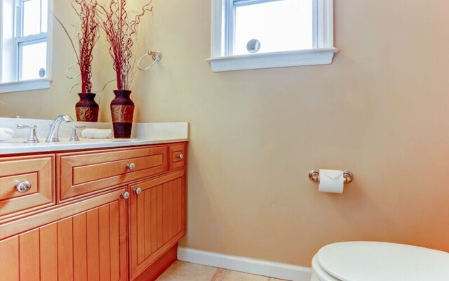 211 S. Fletcher - 3 Br Townhouse