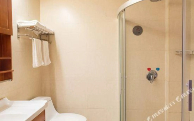Wanshui Qianshan Hotel