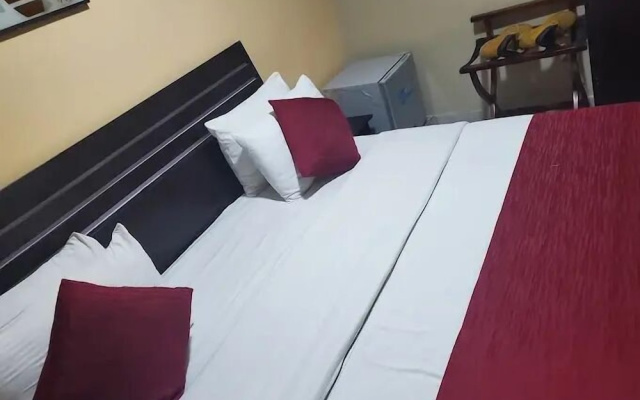 Celia's Hotel and Suites