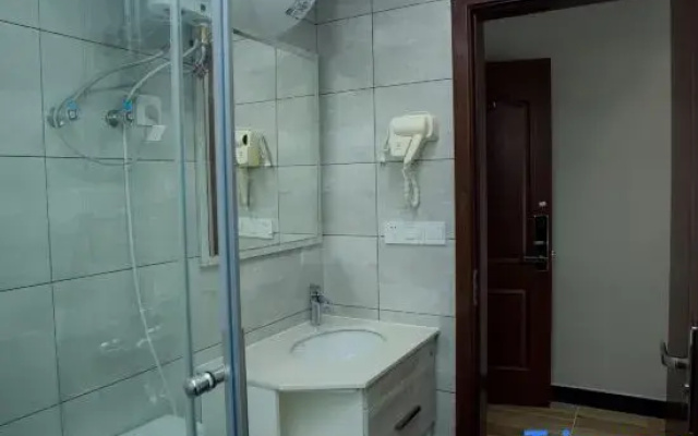 Jingxian Huisu Qiaojia B&B (Moon Bay Branch)