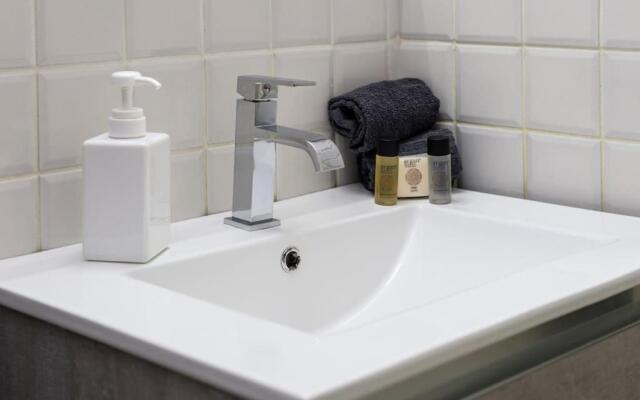 Suite in Centro Storico Porto di Savona Spiagge