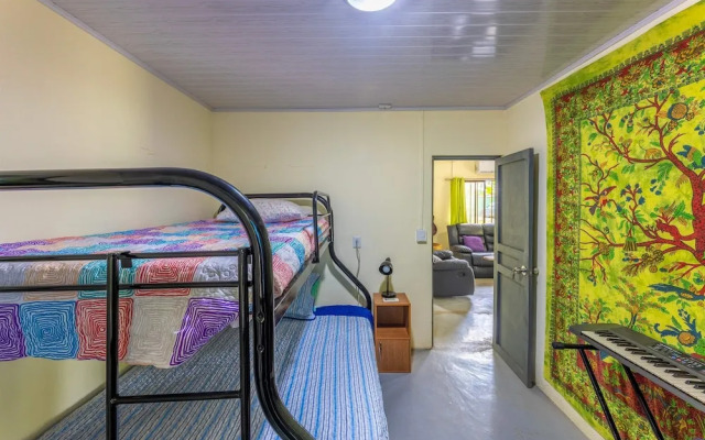 Chill Surf Getaway 1 Min Walk to the Beach