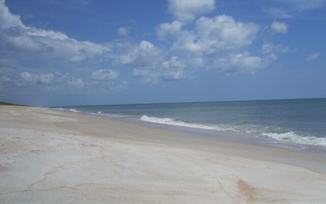 219 Surfside - 2 Br Condo